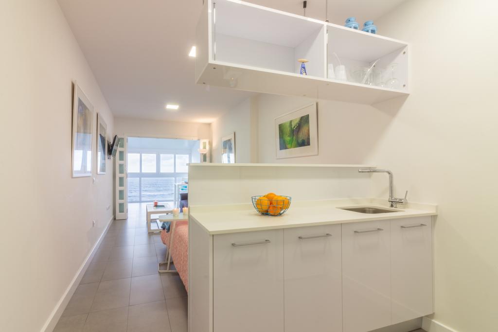 Living Las Canteras Homes - Beachfront Love Story Лас Палмас де Гран Канария Екстериор снимка
