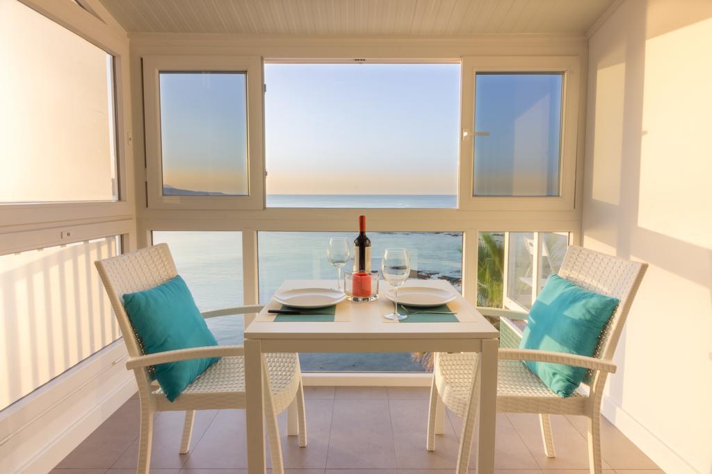 Living Las Canteras Homes - Beachfront Love Story Лас Палмас де Гран Канария Екстериор снимка